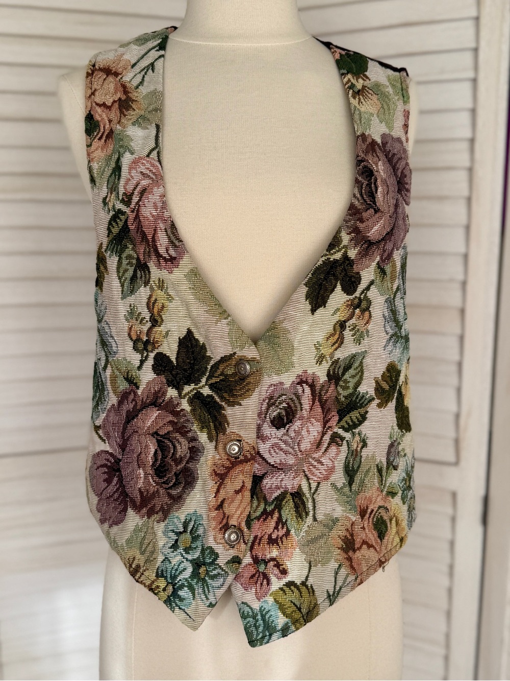 Vintage Floral Tapestry Vest with Rose Motif Romantic Size Medium